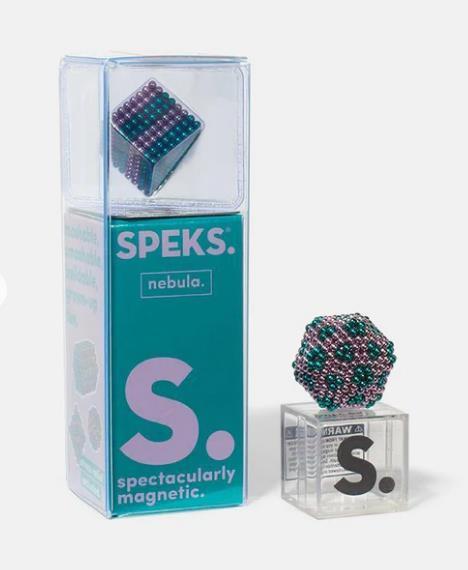 Nebula Speks.
