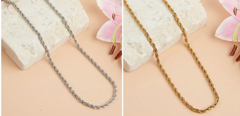 Twisted Chain Necklace