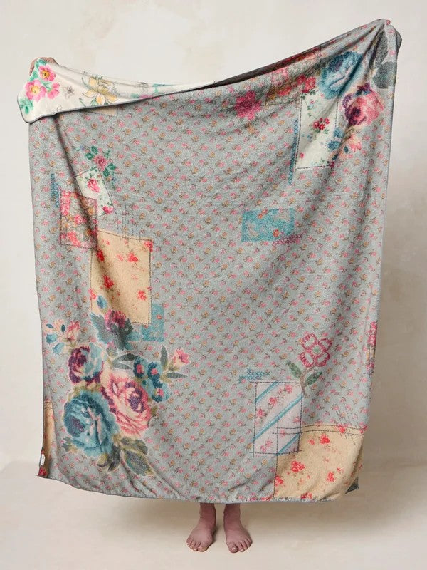 Kitty Doodles Double-Sided Cozy Throw Blanket
