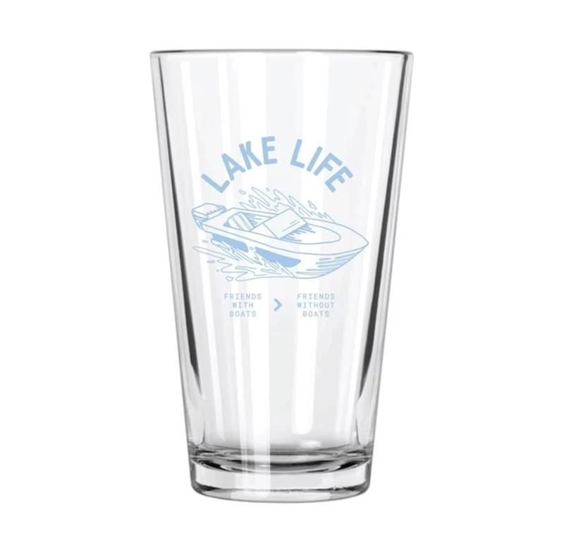 Lake Life Friends w/ Boats Pint